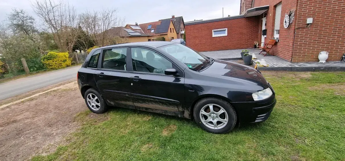 Gebraucht Fiat Stilo 103 PS (75 kW) 2005 Schwarz Kleinwagen