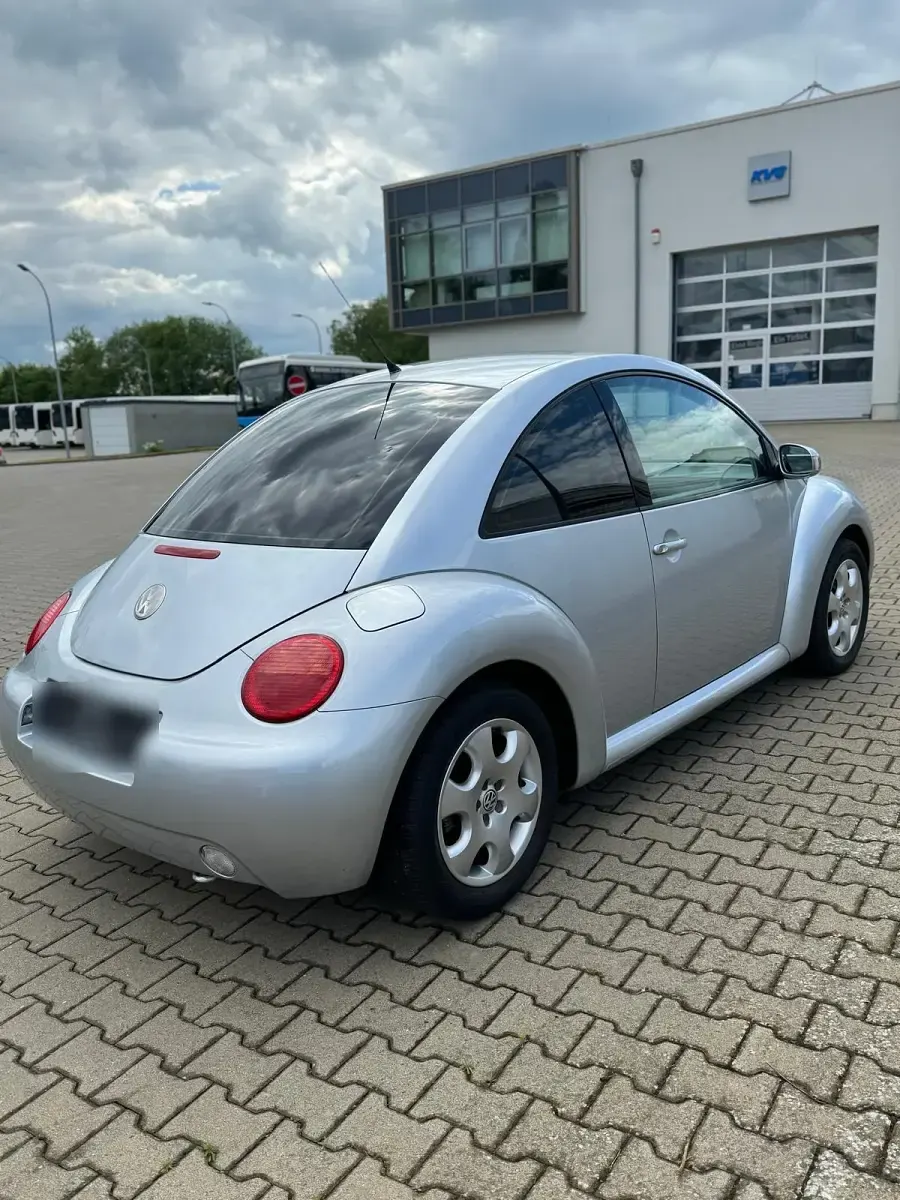 Gebraucht VW Beetle 55 PS (40 kW) 2003 Silber Kleinwagen