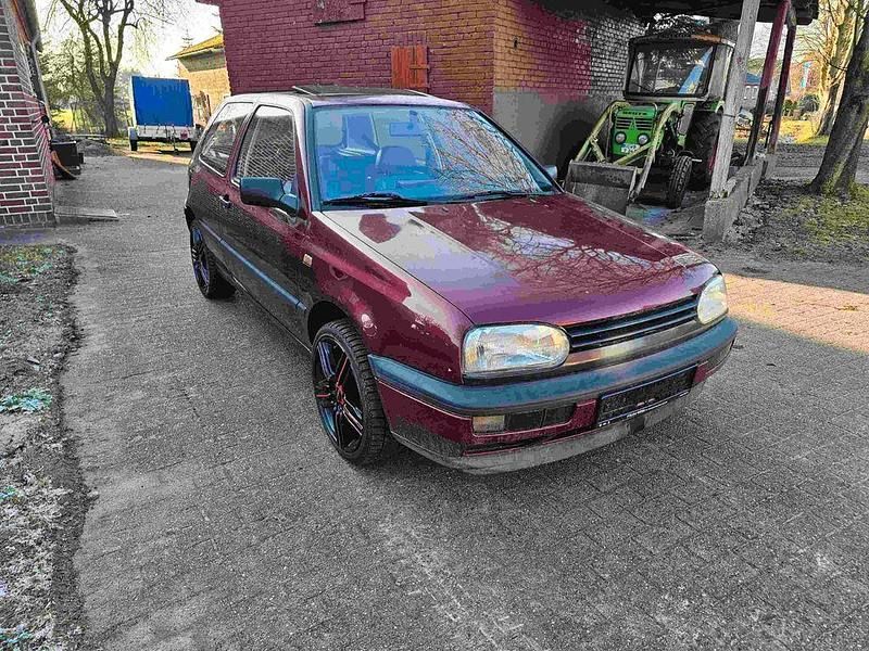 Gebraucht VW Golf III 75 PS (55 kW) 1994 Rot Limousine