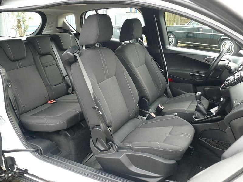 Gebraucht Ford B-MAX Titanium 90 PS (66 kW) 2012 Weiß Van / Kleinbus