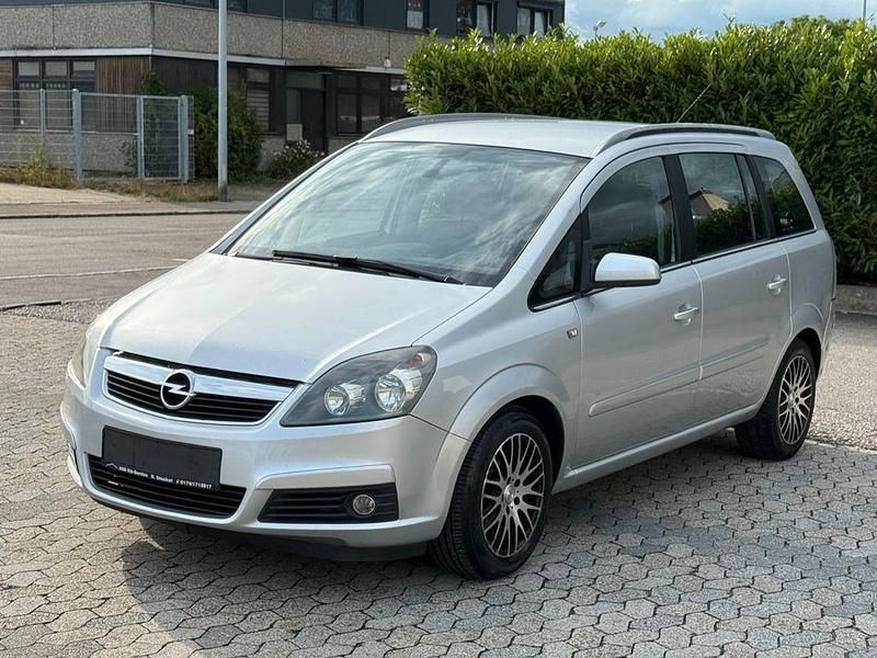 Silber Gebraucht 2006 Opel Zafira Edition Van / Kleinbus | 2.100 € (Fairer Preis) - Bild 1/4