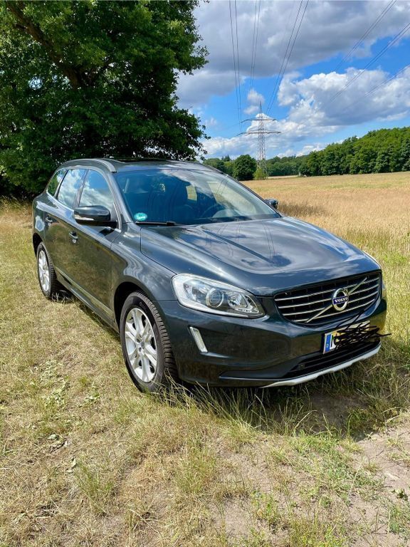 Grau Gebraucht 2015 Volvo XC60 Linje Inscription SUV | 18.995 € (Fairer Preis) - Bild 1/4