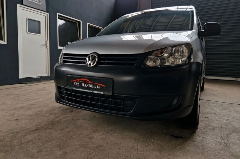 Silber Gebraucht 2010 VW Caddy Startline Van / Kleinbus | 13.990 € (Teuer) - Bild 1/4