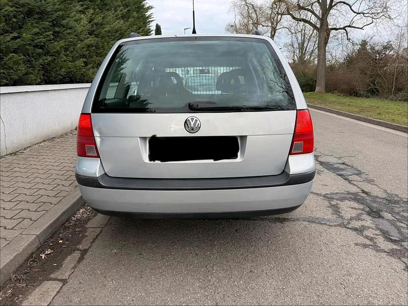 Gebraucht VW Bora 101 PS (74 kW) 1999 Silber Kombi