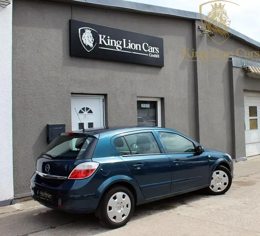 Gebraucht Opel Astra Edition 105 PS (77 kW) 2007 Petrolgruen mi2 Limousine