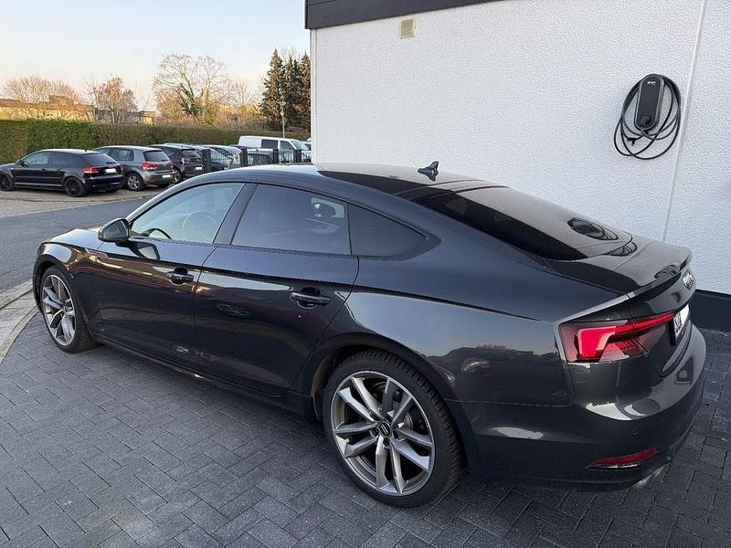Gebraucht Audi A5 Sportback S-Line 190 PS (139 kW) 2018 Grau Kleinwagen