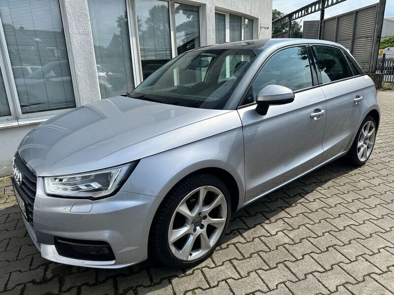 Silber Gebraucht 2015 Audi A1 Sportback Kleinwagen | 7.490 € (Fairer Preis) - Bild 1/3