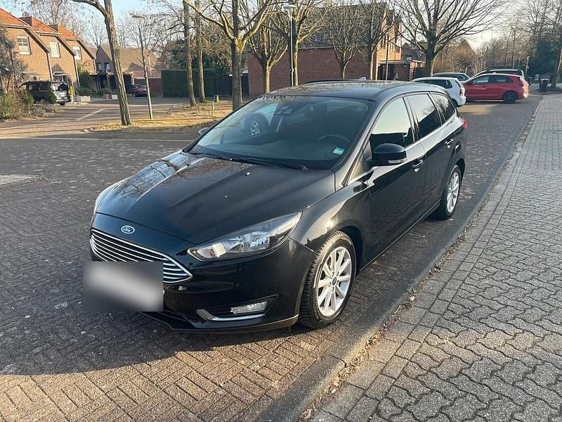 Gebraucht Ford Focus 125 PS (91 kW) 2014 Schwarz Kombi