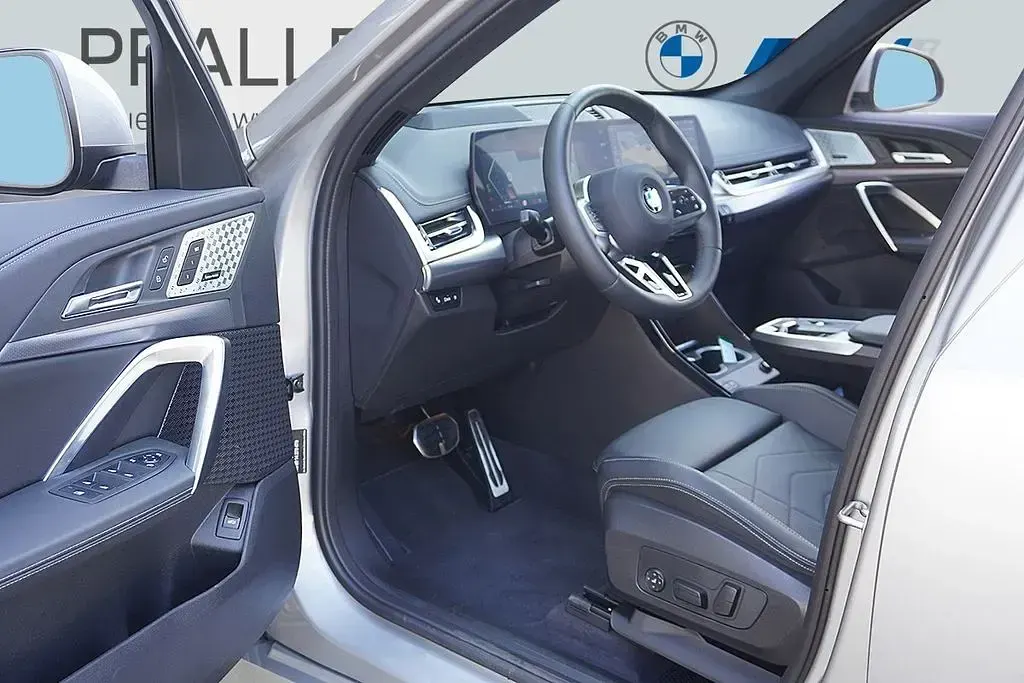 Gebraucht BMW X1 M Sport 218 PS (160 kW) 2025 Spacesilber SUV