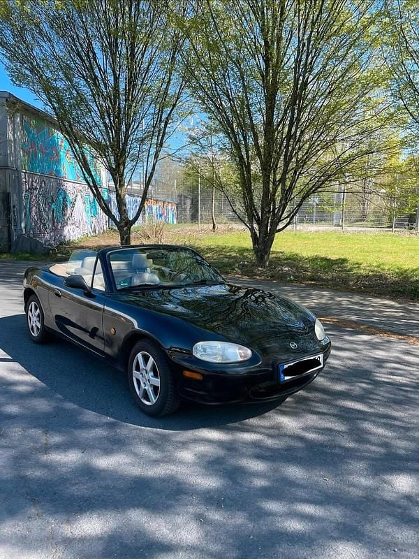 Gebraucht Mazda MX5 140 PS (102 kW) 2000 Schwarz Cabrio