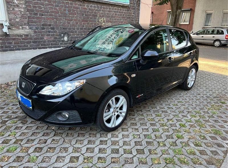 Schwarz Gebraucht 2011 Seat Ibiza Copa Limousine | 5.999 € (Teuer) - Bild 1/4