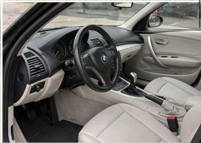 Second-hand BMW 116 122 CP (89 kW) 2007 Argintiu Hatchback