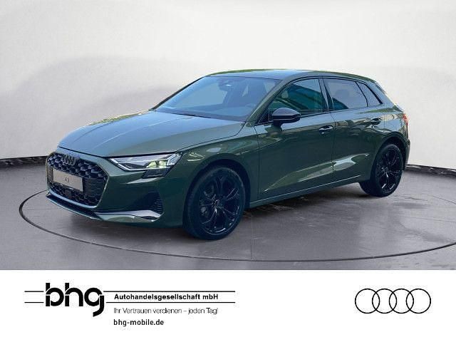 Grün Neu 2025 Audi A3 Sportback Advanced Plus Limousine | 36.116 € (Fairer Preis) - Bild 1/4