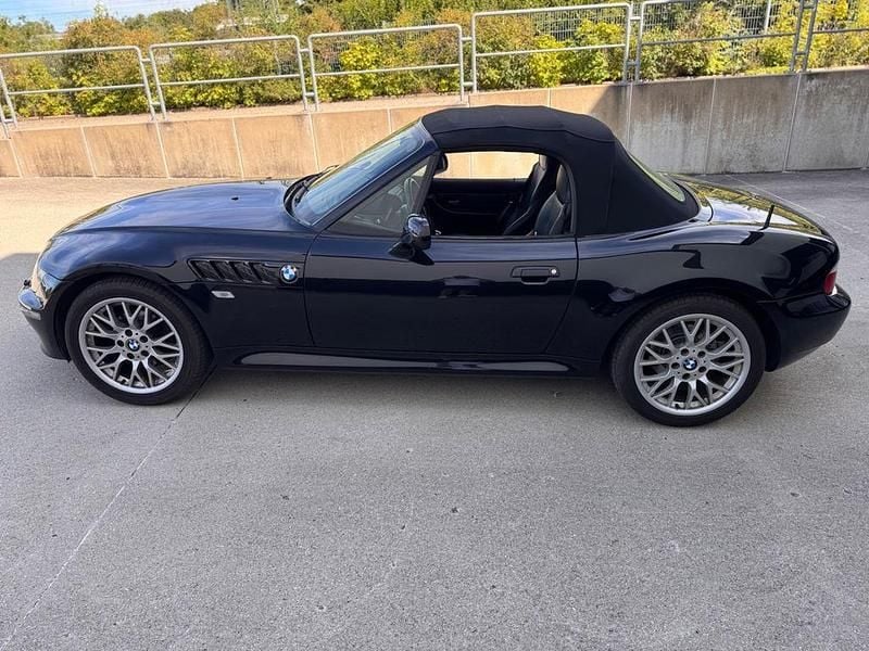 Gebraucht BMW Z3 M Sport 118 PS (86 kW) 2002 Schwarz Cabrio