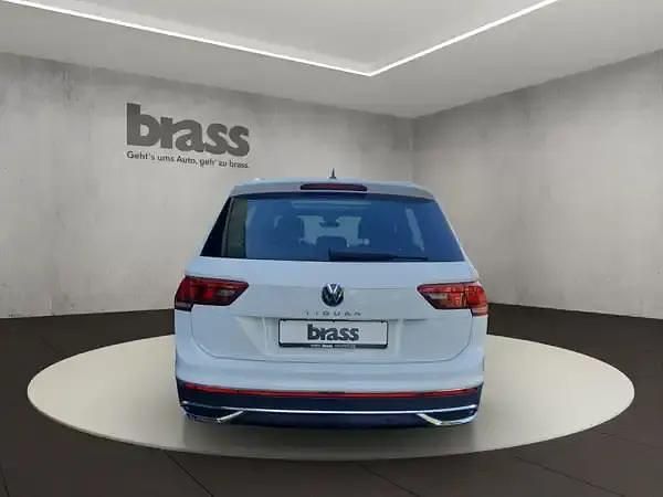 Second-hand VW Tiguan Elegance 150 CP (110 kW) 2023 Alb SUV