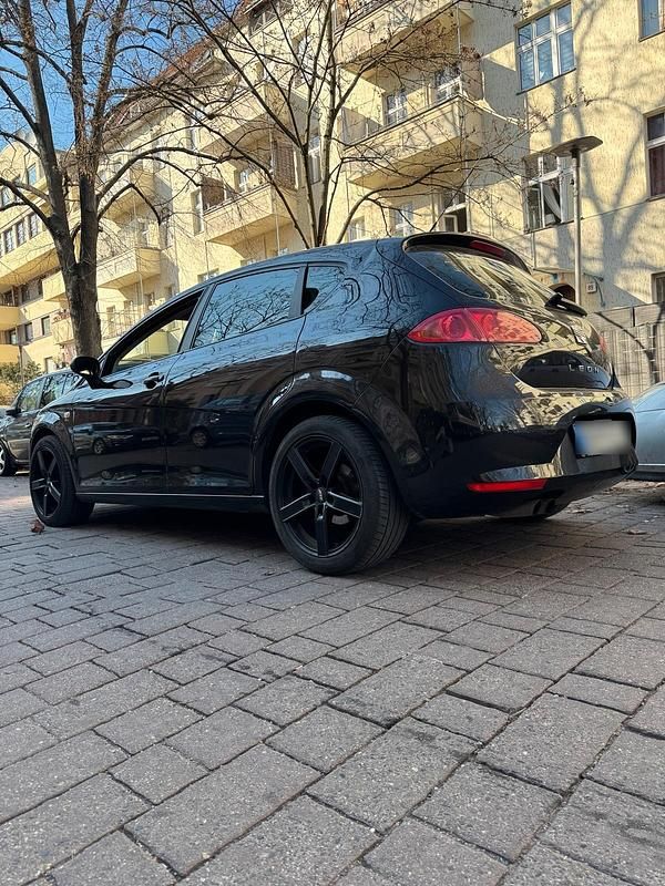 Gebraucht Seat Leon 140 PS (102 kW) 2009 Schwarz Kleinwagen