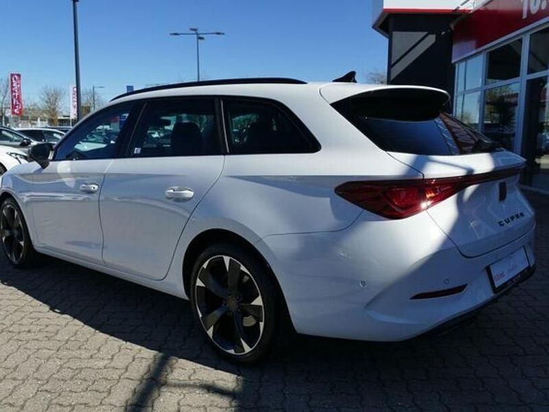 Gebraucht Cupra Leon 150 PS (110 kW) 2023 Weiß Limousine