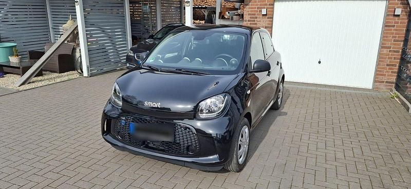 Gebraucht Smart ForFour Electric Drive 60 kW (82 PS) 2021 Schwarz Kleinwagen