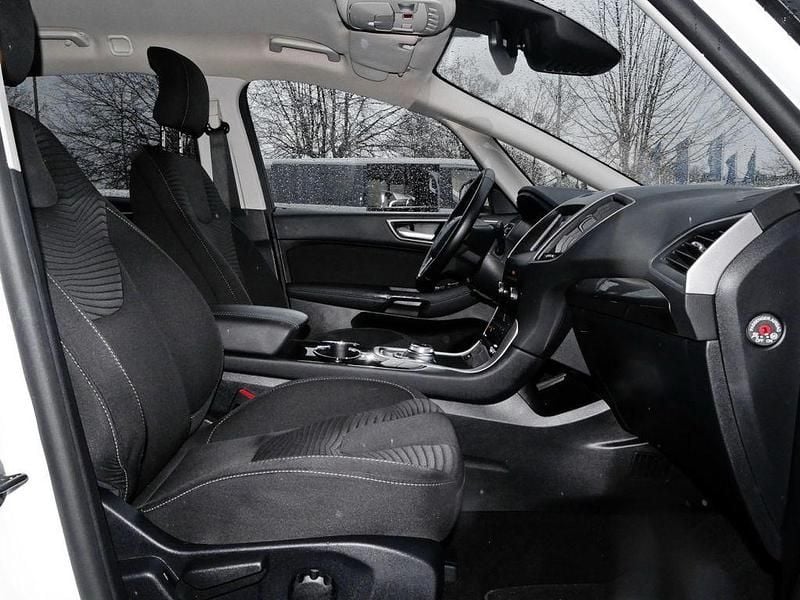 Gebraucht Ford S-MAX Trend 190 PS (139 kW) 2022 Weiß Van / Kleinbus