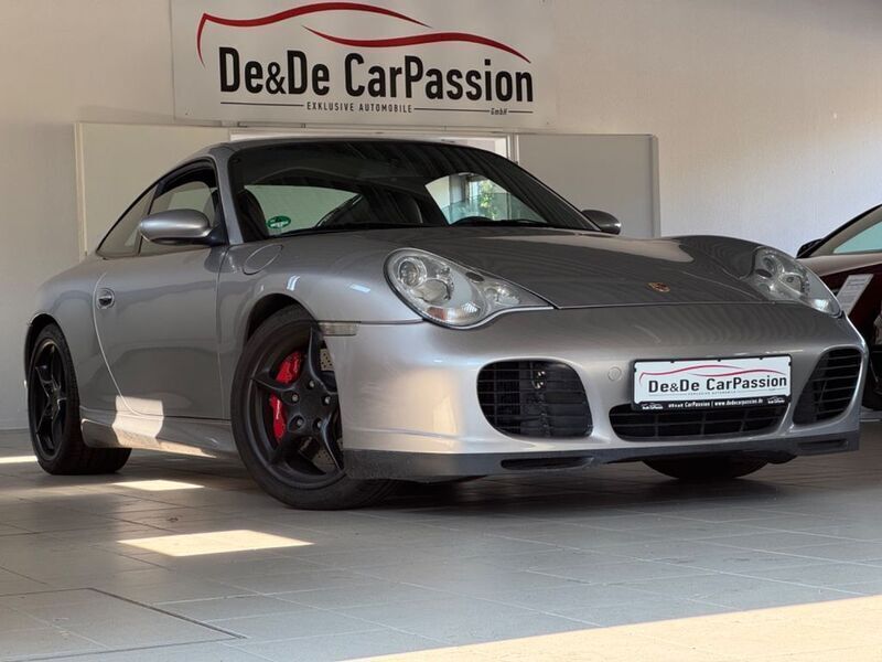 Silber Gebraucht 2004 Porsche 911 Carrera Coupé | 54.000 € (Fairer Preis) - Bild 1/4
