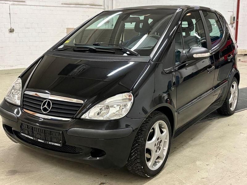 Schwarz Gebraucht 2003 Mercedes A140 Classic Van / Kleinbus | 2.900 € (Teuer) - Bild 1/4