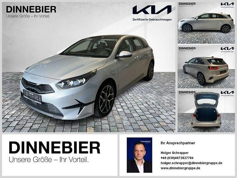 Silber (metallic) Gebraucht 2023 Kia Ceed Spirit Limousine | 25.490 € (Fairer Preis) - Bild 1/1