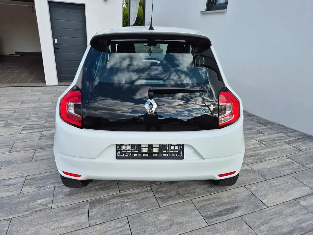 Gebraucht Renault Twingo Life 65 PS (47 kW) 2020 Weiß Kleinwagen