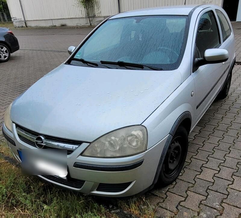 Silber Gebraucht 2004 Opel Corsa Kleinwagen | 500 € - Bild 1/4