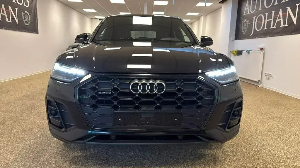 Gebraucht Audi Q5 Black Edition 204 PS (150 kW) 2023 Schwarz SUV