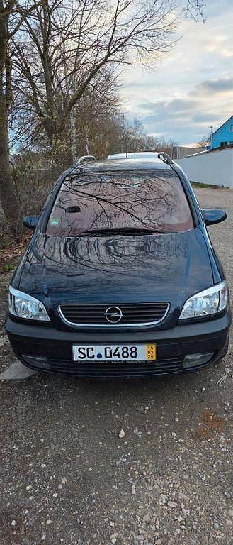 Gebraucht Opel Zafira 125 PS (91 kW) 2003 Van / Kleinbus