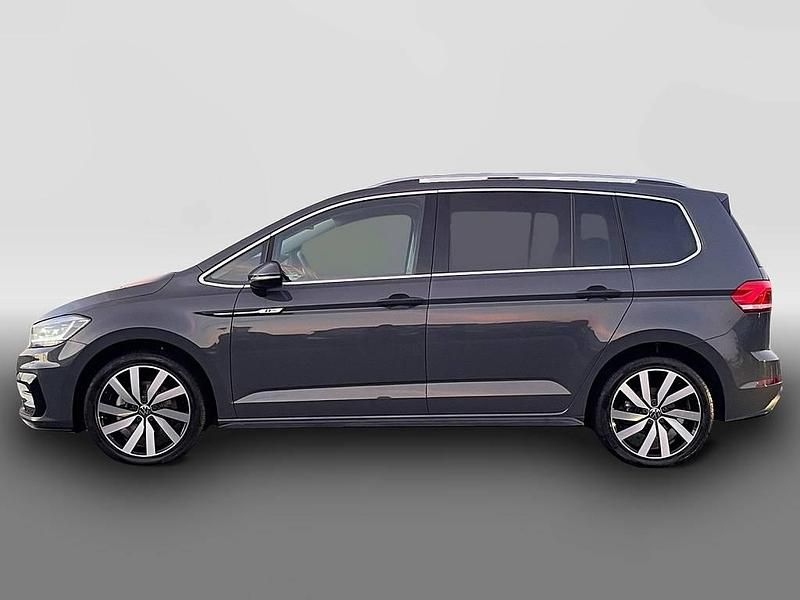 Gebraucht VW Touran Highline 150 PS (110 kW) 2025 Grau Van / Kleinbus