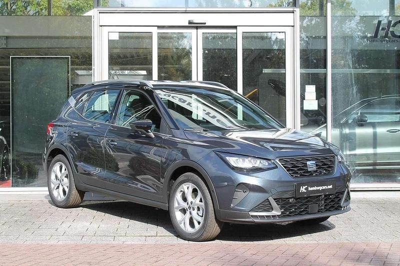 Neu Seat Arona FR 150 PS (110 kW) 2025 Magnetic grau metallic /... SUV