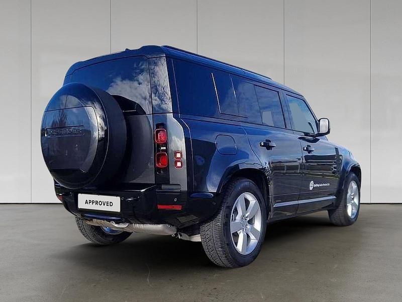 Gebraucht Land Rover Defender HSE Dynamic 304 PS (223 kW) 2025 Carpathian grey SUV