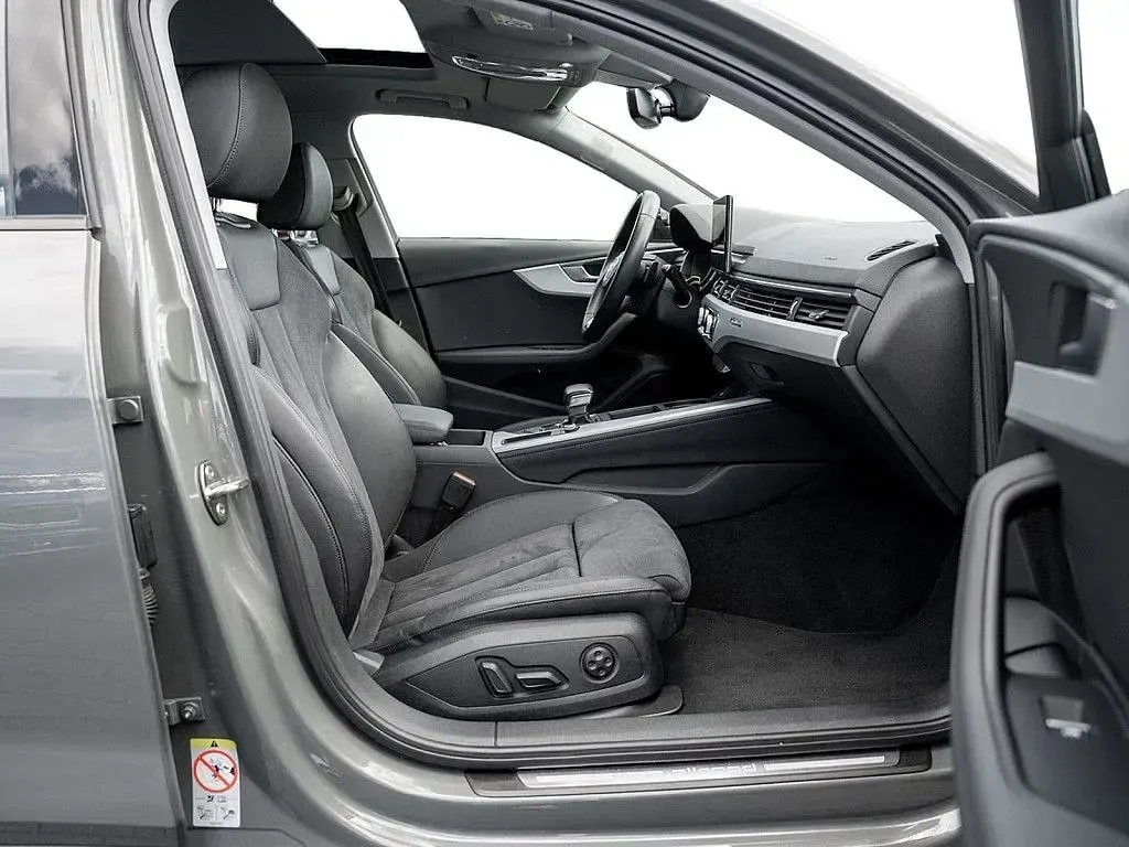 Gebraucht Audi A4 Allroad Design 265 PS (194 kW) 2023 Chronosgrau metallic Kombi