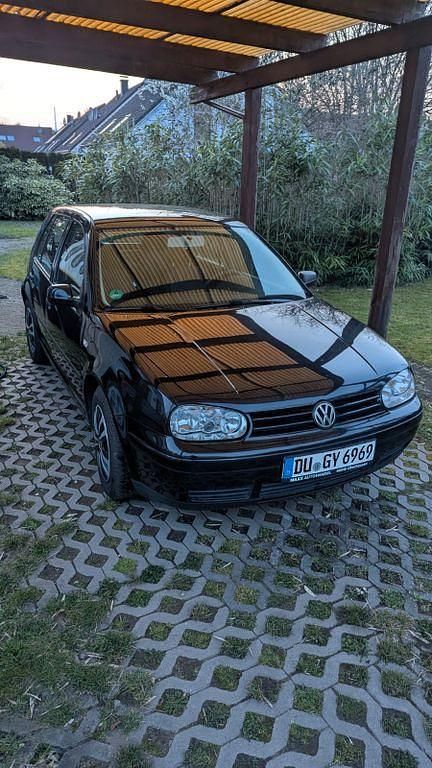 Gebraucht VW Golf IV Basis 75 PS (55 kW) 2000 Schwarz Limousine