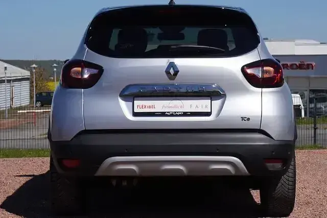 Usata Renault Captur 150 CV (110 kW) 2019 Argento SUV