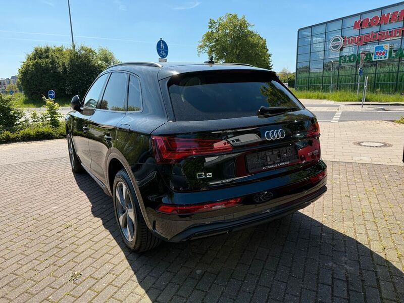 Gebraucht Audi Q5 Advanced 265 PS (194 kW) 2022 Brillantschwarz SUV