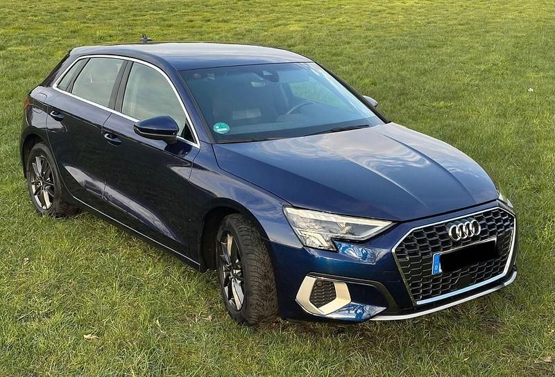 Gebraucht Audi A3 Advanced 110 PS (80 kW) 2021 Blau Limousine