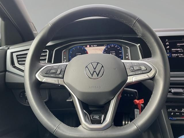 Gebraucht VW Taigo R-line 150 PS (110 kW) 2025 Deep black perleffekt (metallic) SUV