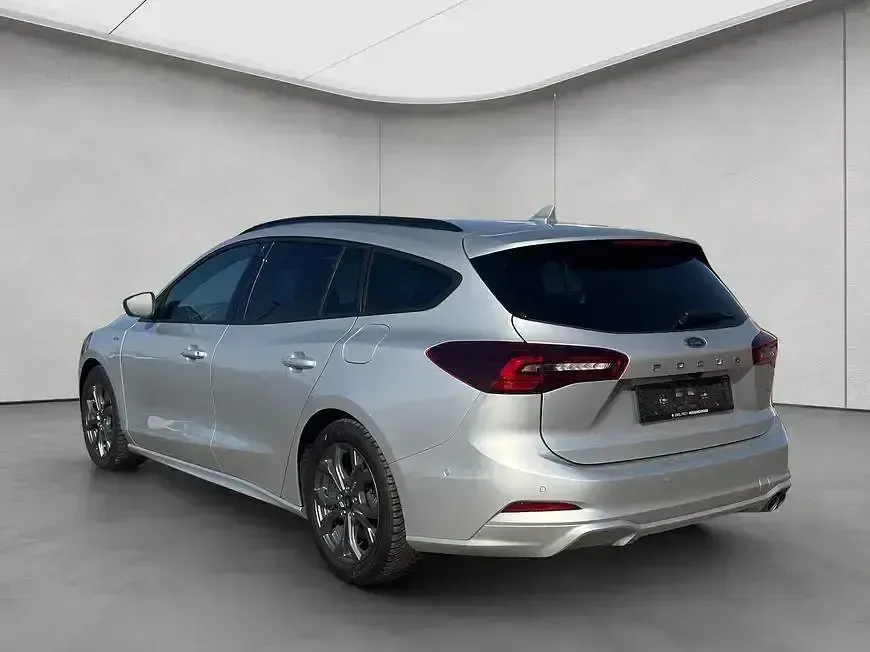 Gebraucht Ford Focus ST-Line X 155 PS (114 kW) 2025 Silber Kombi