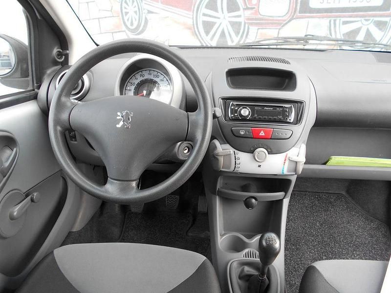Gebraucht Peugeot 107 Filou 68 PS (50 kW) 2008 Grau Kleinwagen
