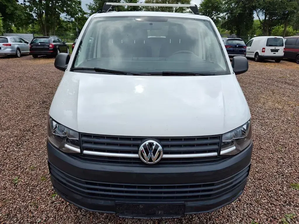 Gebraucht VW Transporter 102 PS (75 kW) 2018 Weiß Van