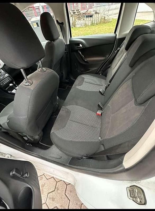 Gebraucht Citroën C3 Comfort 68 PS (50 kW) 2013 Limousine