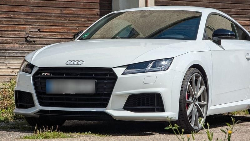 Gebraucht Audi TTS Ambiente 390 PS (286 kW) 2017 Weiß Coupé
