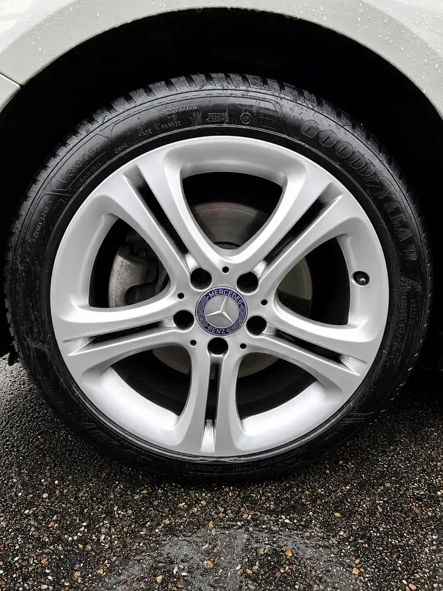 Gebraucht Mercedes A180 122 PS (89 kW) 2013 Kleinwagen