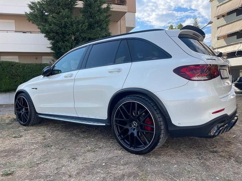 Weiß Gebraucht 2020 Mercedes GLC63 AMG AMG SUV | 43.900 € - Bild 1/4