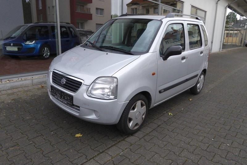 Silber Gebraucht 2001 Suzuki Wagon R+ Kombi | 1.750 € (Guter Preis) - Bild 1/4