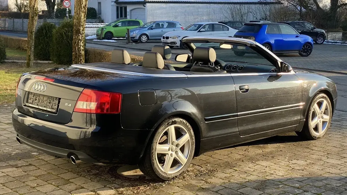 Gebraucht Audi A4 Cabriolet Sport 170 PS (125 kW) 2002 Schwarz Cabrio