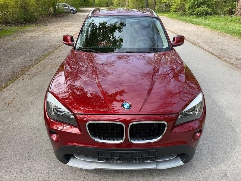 Gebraucht BMW X1 xLine 150 PS (110 kW) 2011 Rot SUV