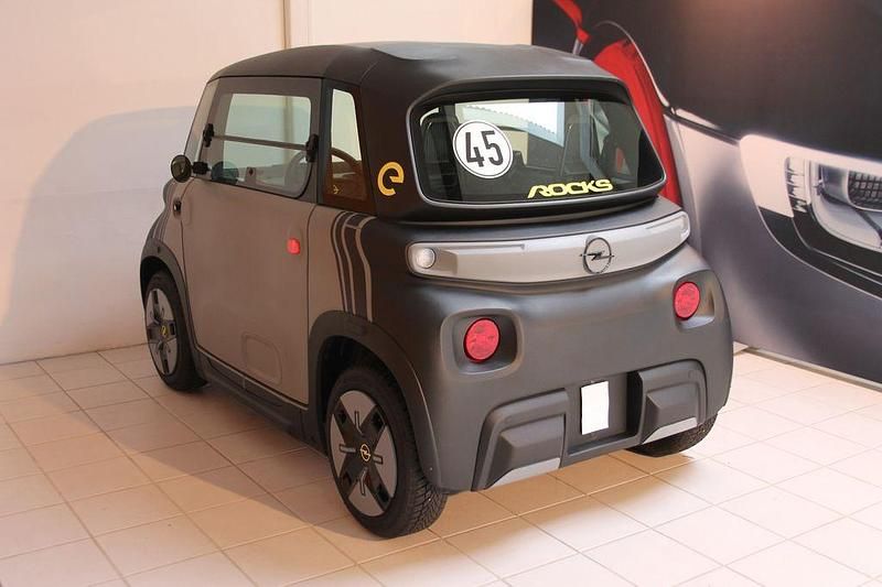 Second-hand Opel Rocks-e Rocks 2024 Gri Hatchback